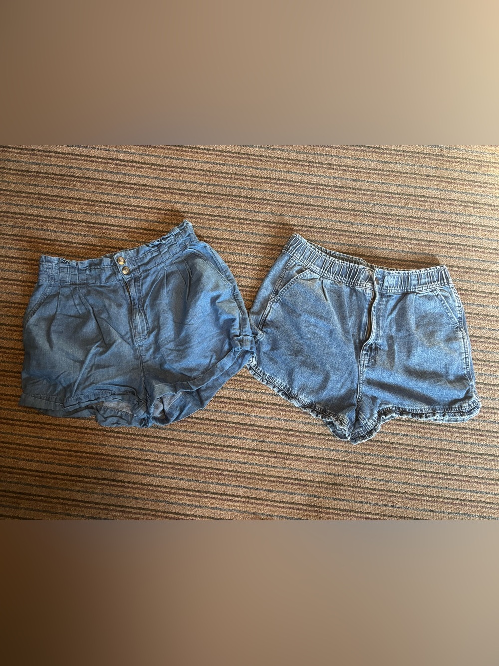 Bundle of 2 - American Eagle Shorts